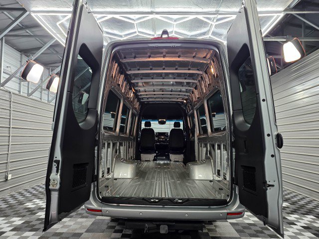 Used 2023 Mercedes-Benz Sprinter 3500 image 11