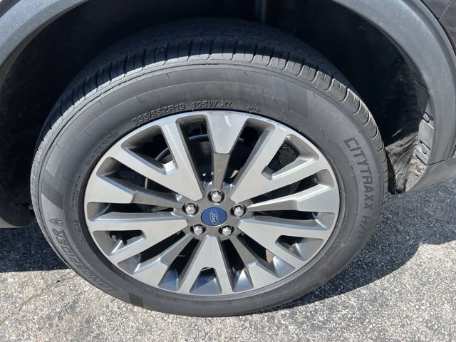 Used 2022 Ford Escape Titanium AWD/4WD image 21