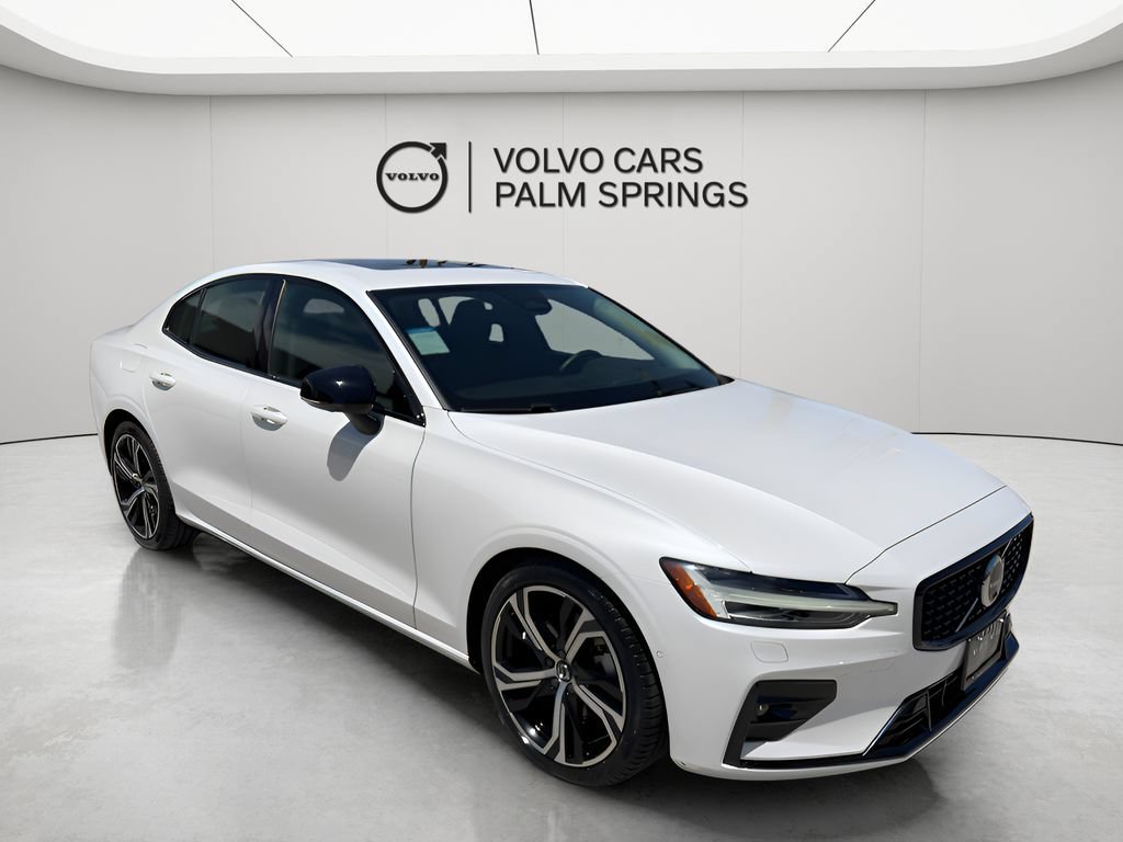Used 2025 Volvo S60 B5 Plus FWD image 1
