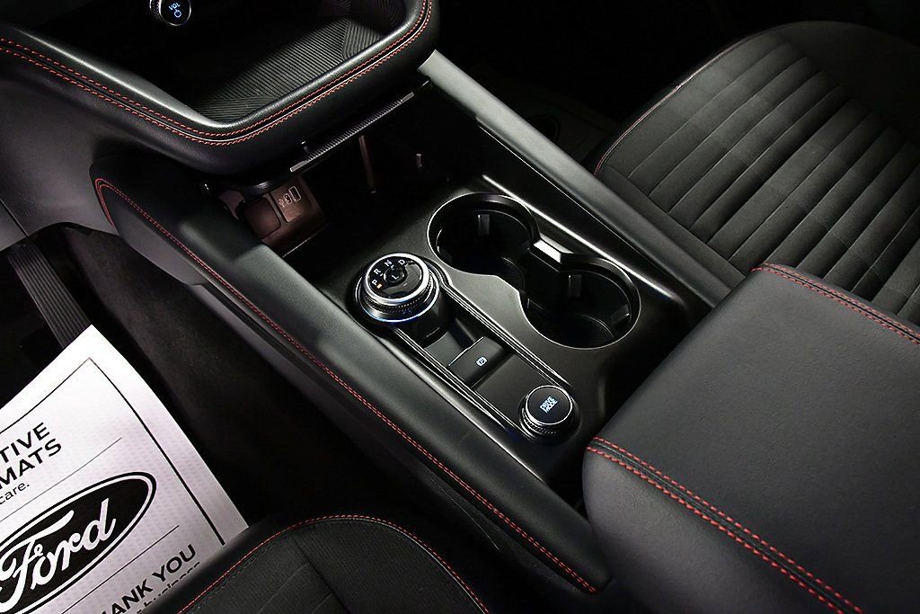 Used 2025 Ford Explorer ST-Line image 21