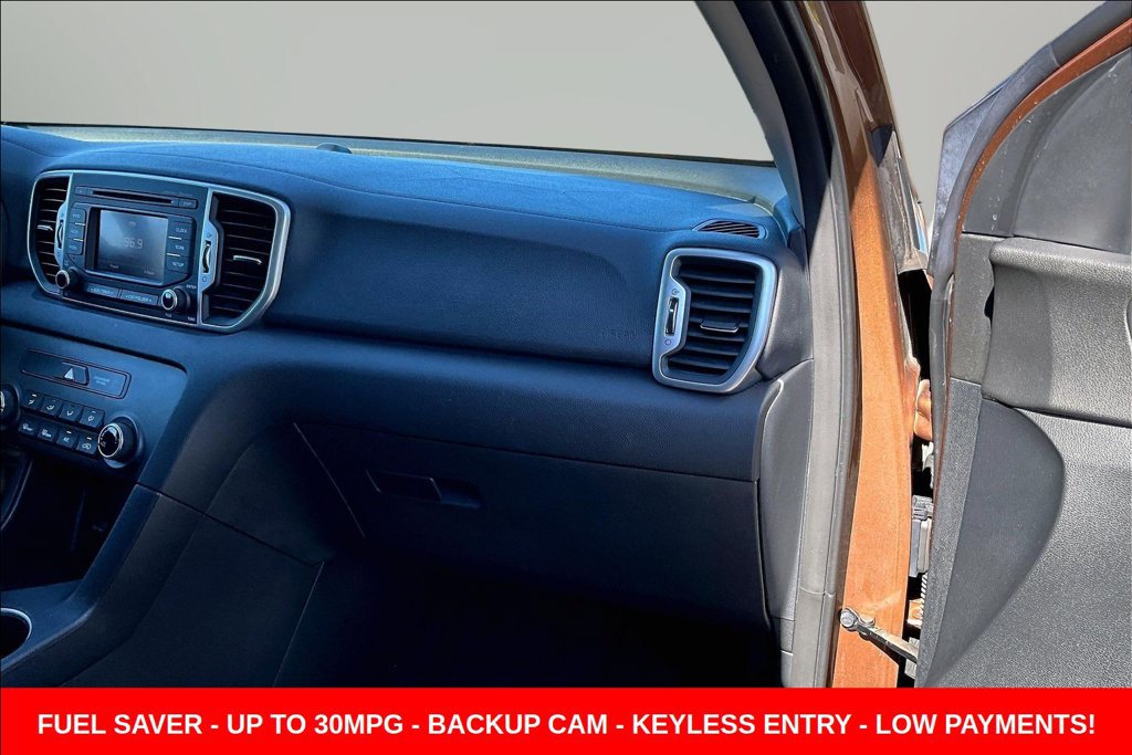 Used 2017 Kia Sportage LX FWD image 31