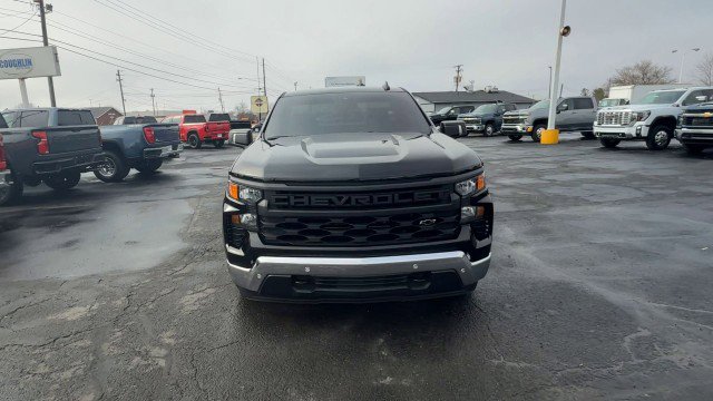 Used 2024 Chevrolet Silverado 1500 W/T w/ WT Value Package image 3