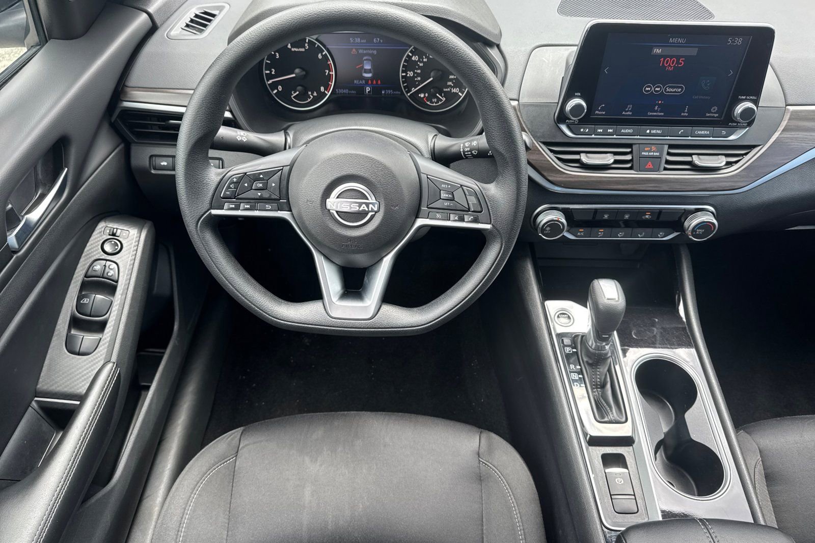 Used 2024 Nissan Altima 2.5 SV AWD/4WD image 14