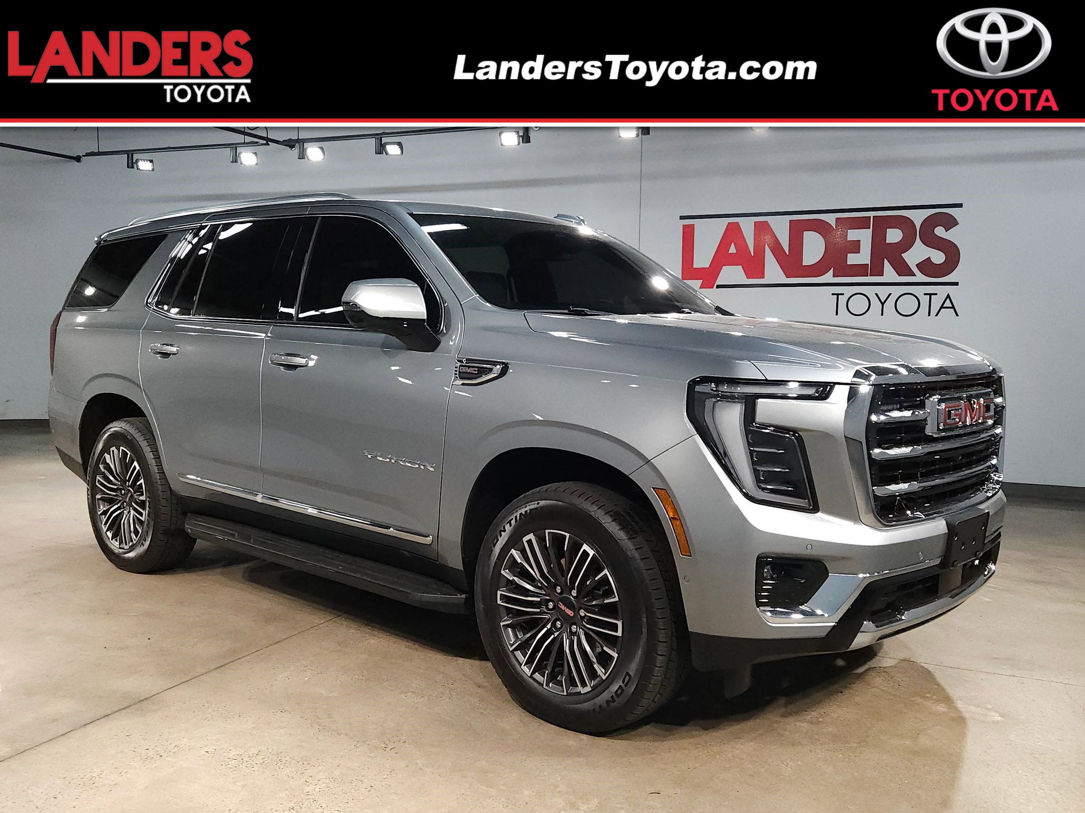 Used 2026 GMC Yukon Elevation image 1