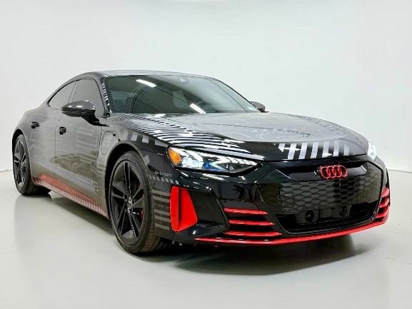 Used 2023 Audi RS e-tron GT image 10