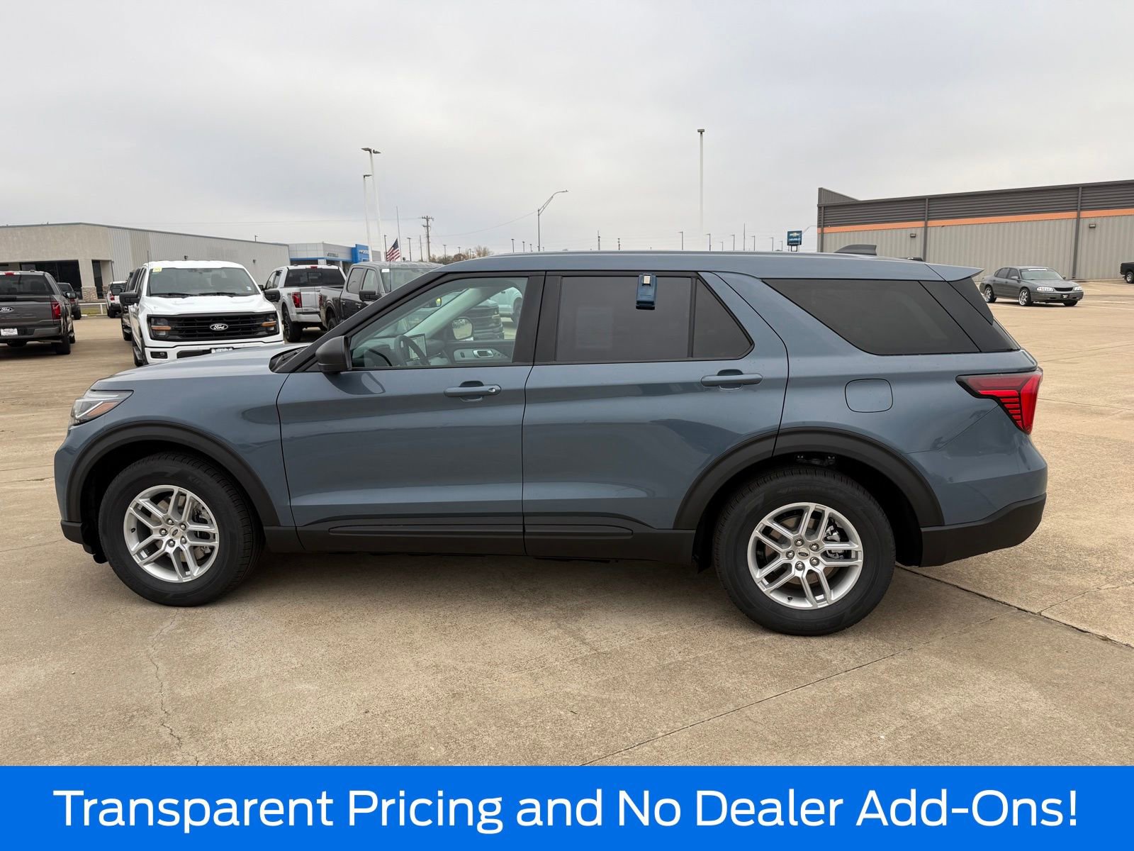 New 2026 Ford Explorer Active image 8