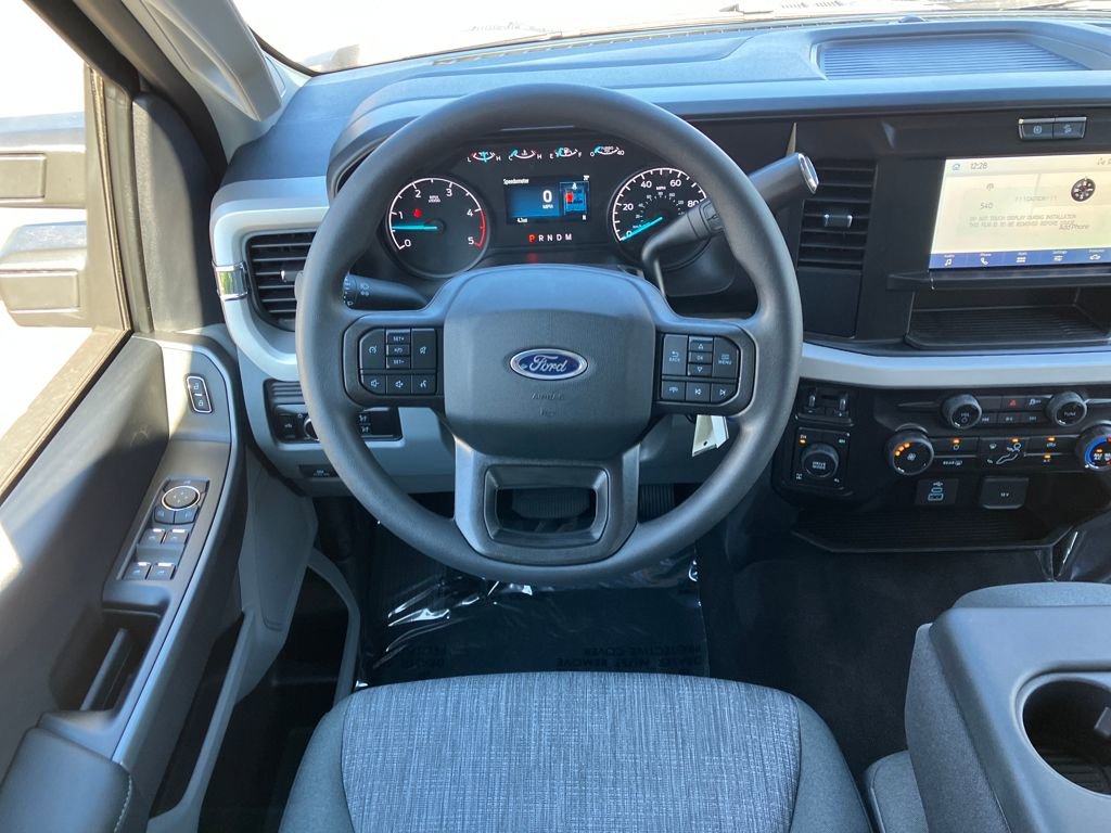 New 2026 Ford F350 XLT image 28