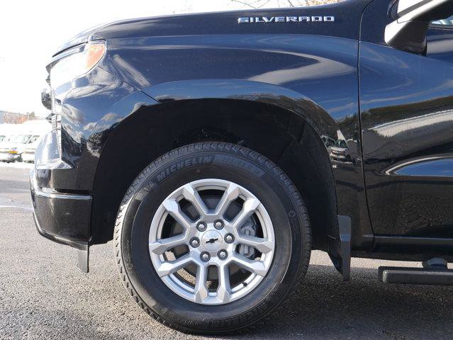 Used 2023 Chevrolet Silverado 1500 RST AWD/4WD image 11