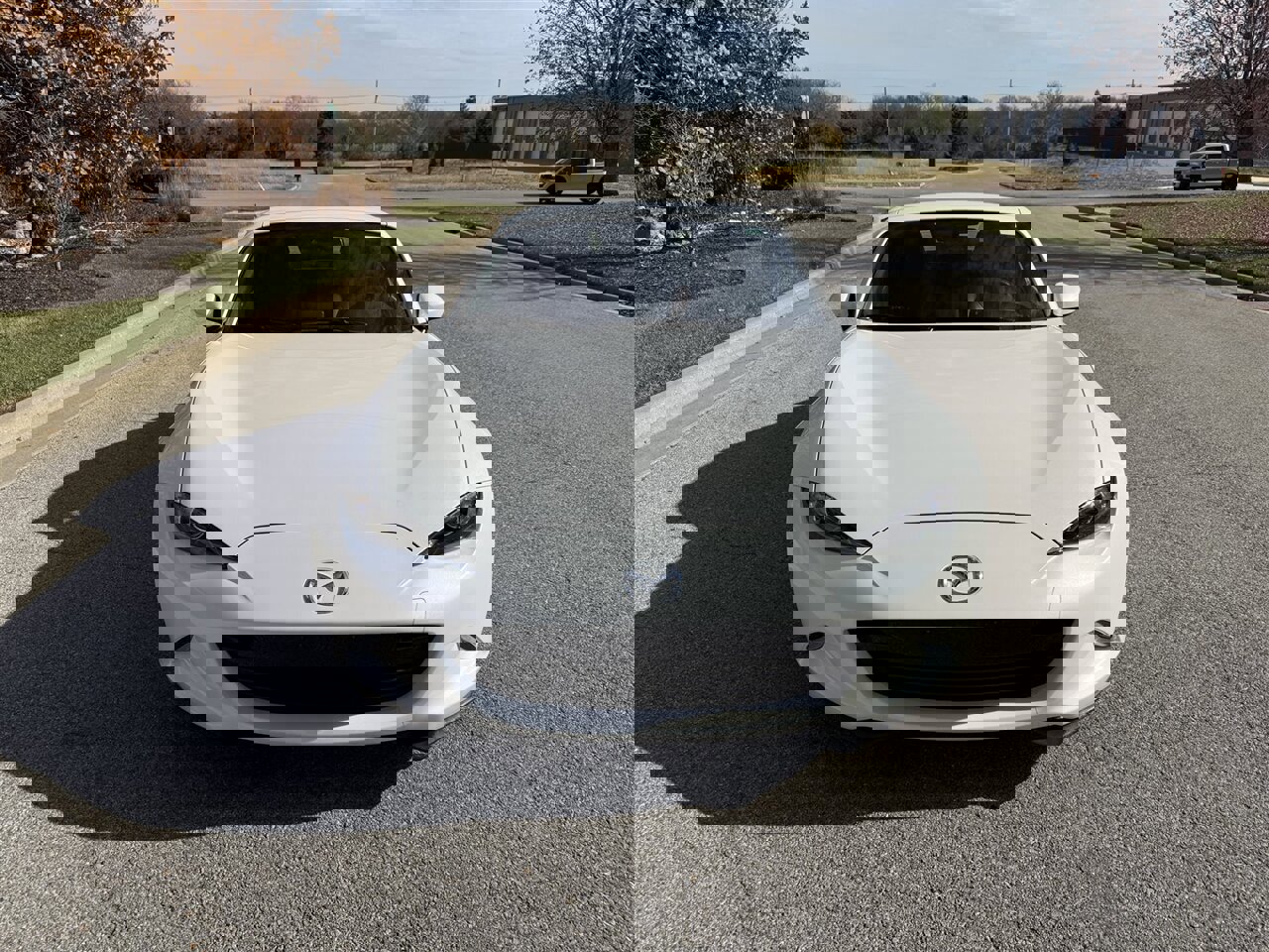 Used 2019 MAZDA MX-5 Miata RF Grand Touring image 3