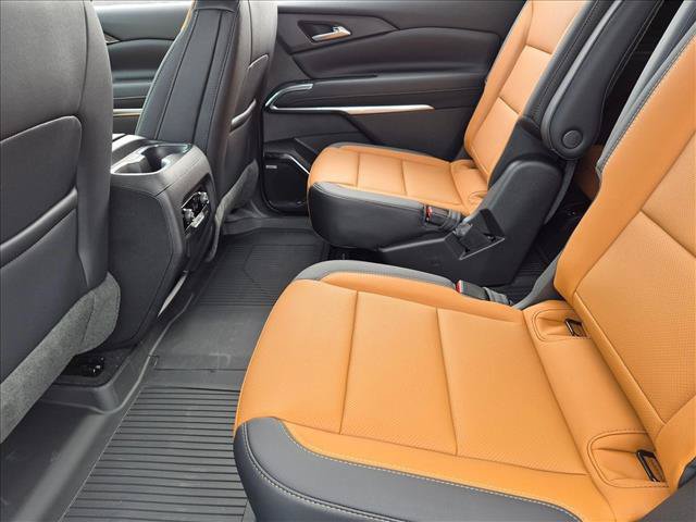 New 2027 Chevrolet Traverse Z71 w/ Enhanced Driving Package AWD/4WD image 15
