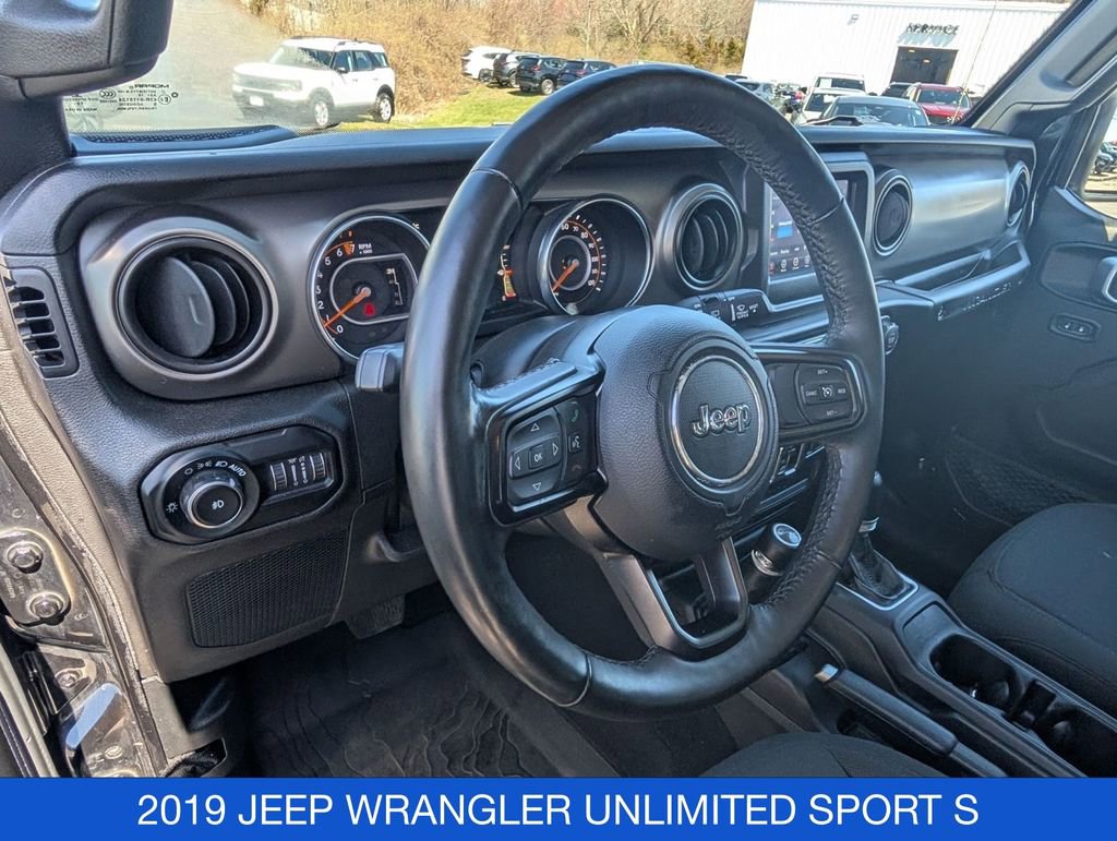 Used 2019 Jeep Wrangler Unlimited Sport S image 16