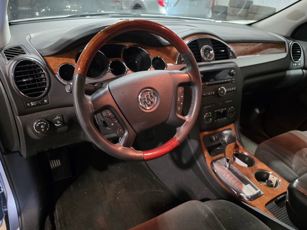 Used 2012 Buick Enclave FWD image 4