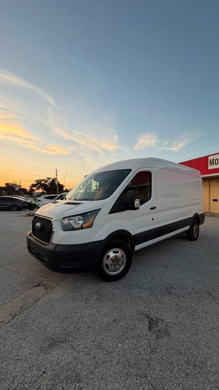 Used 2020 Ford Transit 250 Medium Roof AWD w/ Load Area Protection Package image 16