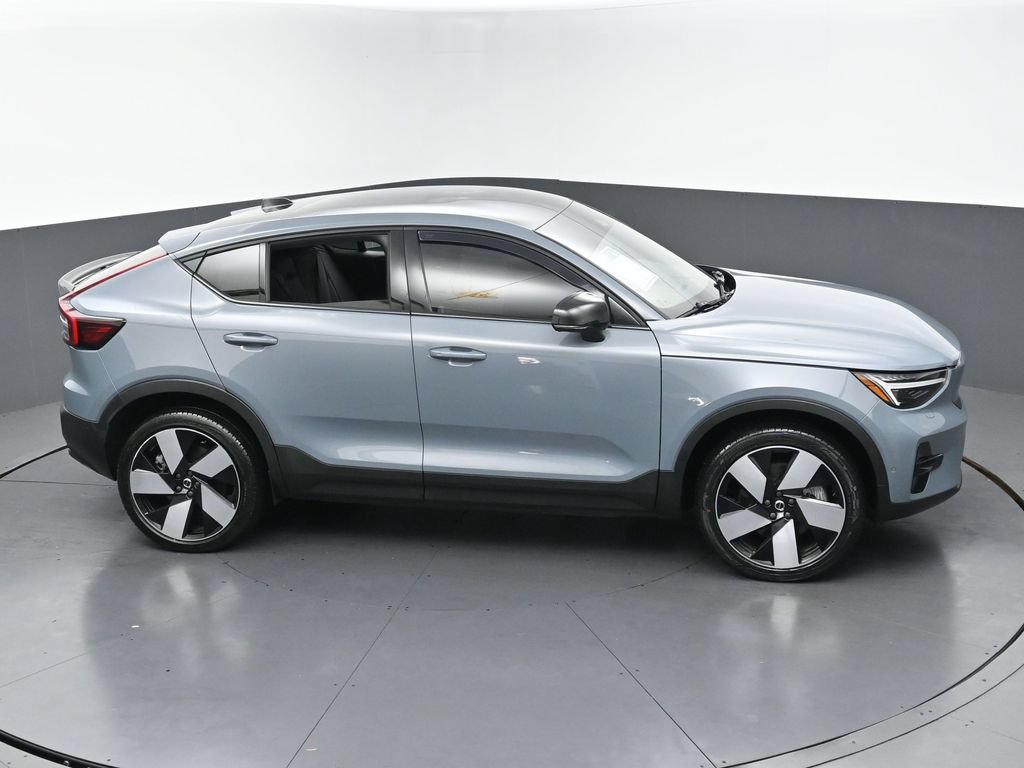 Used 2023 Volvo C40 P8 Recharge Ultimate AWD/4WD image 40