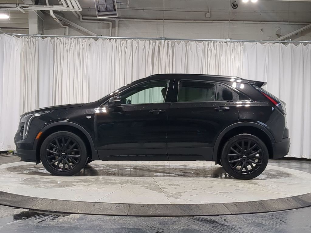 Used 2023 Cadillac XT4 Sport w/ LPO, Onyx Lite Package image 11