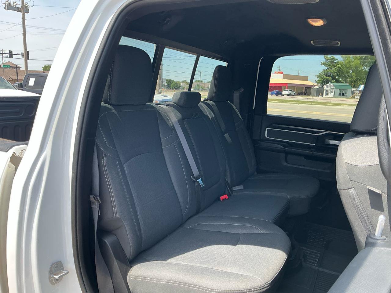 Used 2022 RAM 2500 Big Horn w/ Level C Equiment Group AWD/4WD image 23