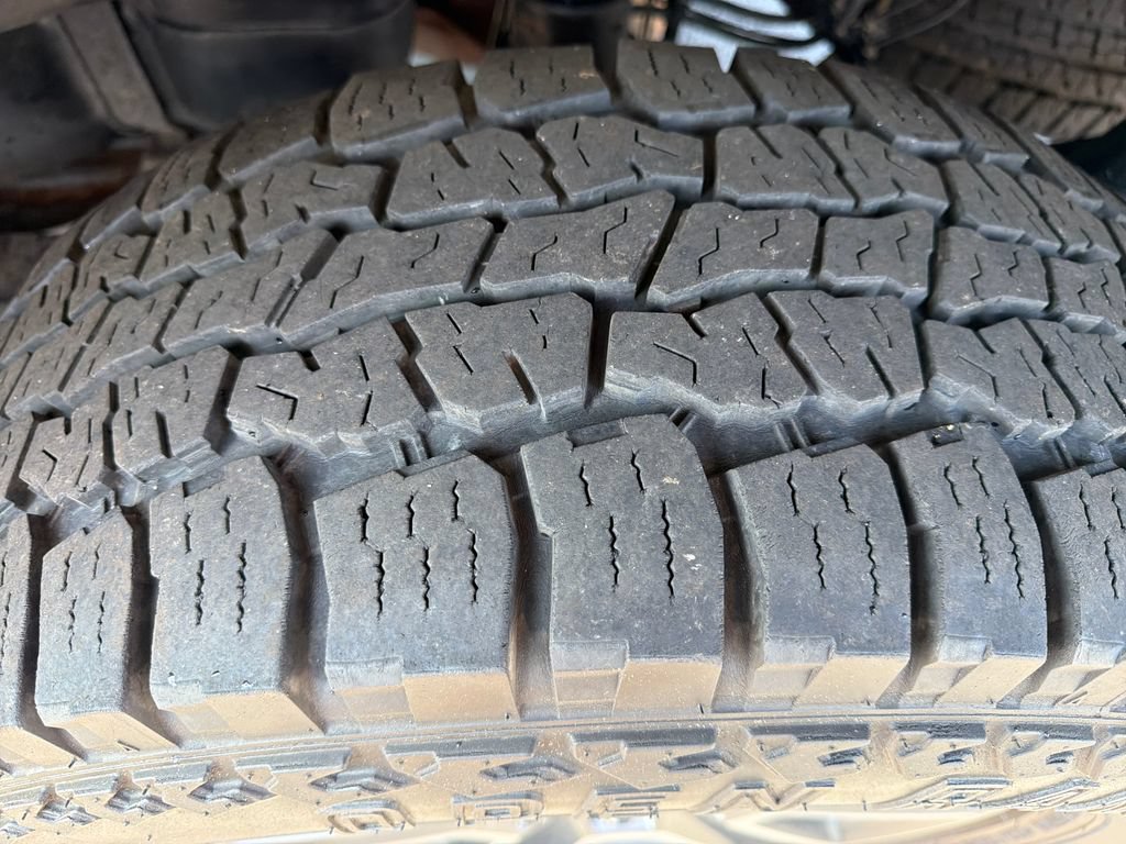 Used 2015 Ford F150 Lariat AWD/4WD image 19