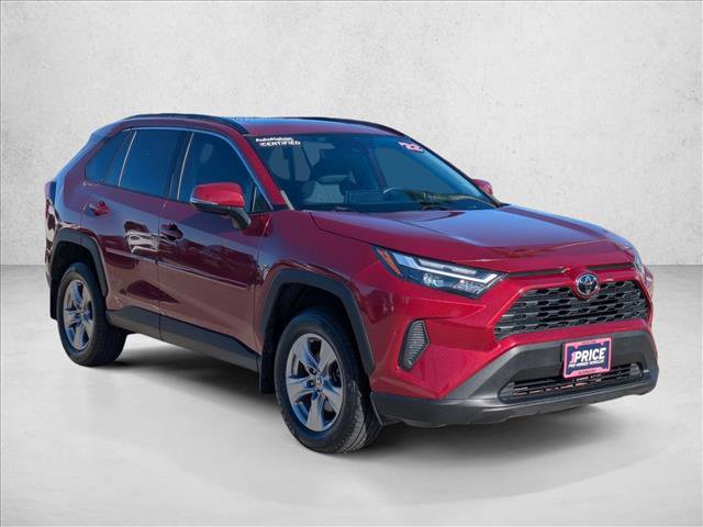 Used 2022 Toyota RAV4 XLE image 3