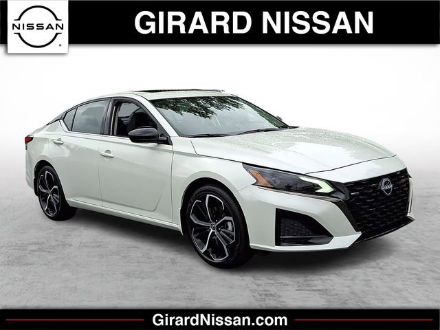 New 2025 Nissan Altima 2.5 SR w/ SR Premium Package image 1