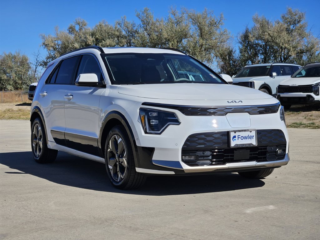 Certified 2024 Kia Niro Wave FWD image 4