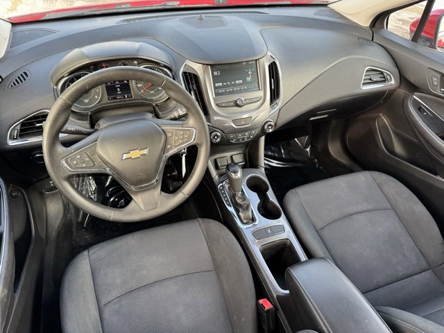 Used 2018 Chevrolet Cruze LT image 6