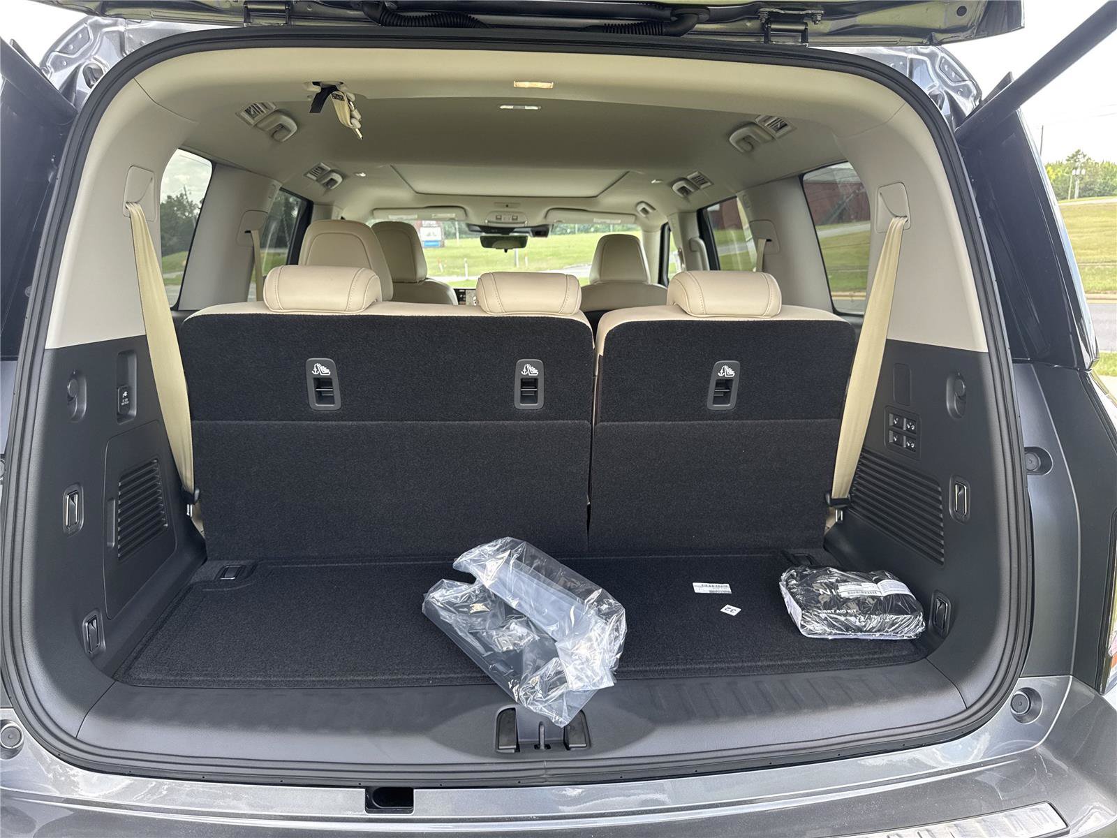 New 2026 Nissan Armada Platinum RWD image 35