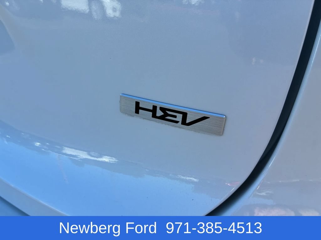 Used 2024 Kia Niro EX FWD image 11