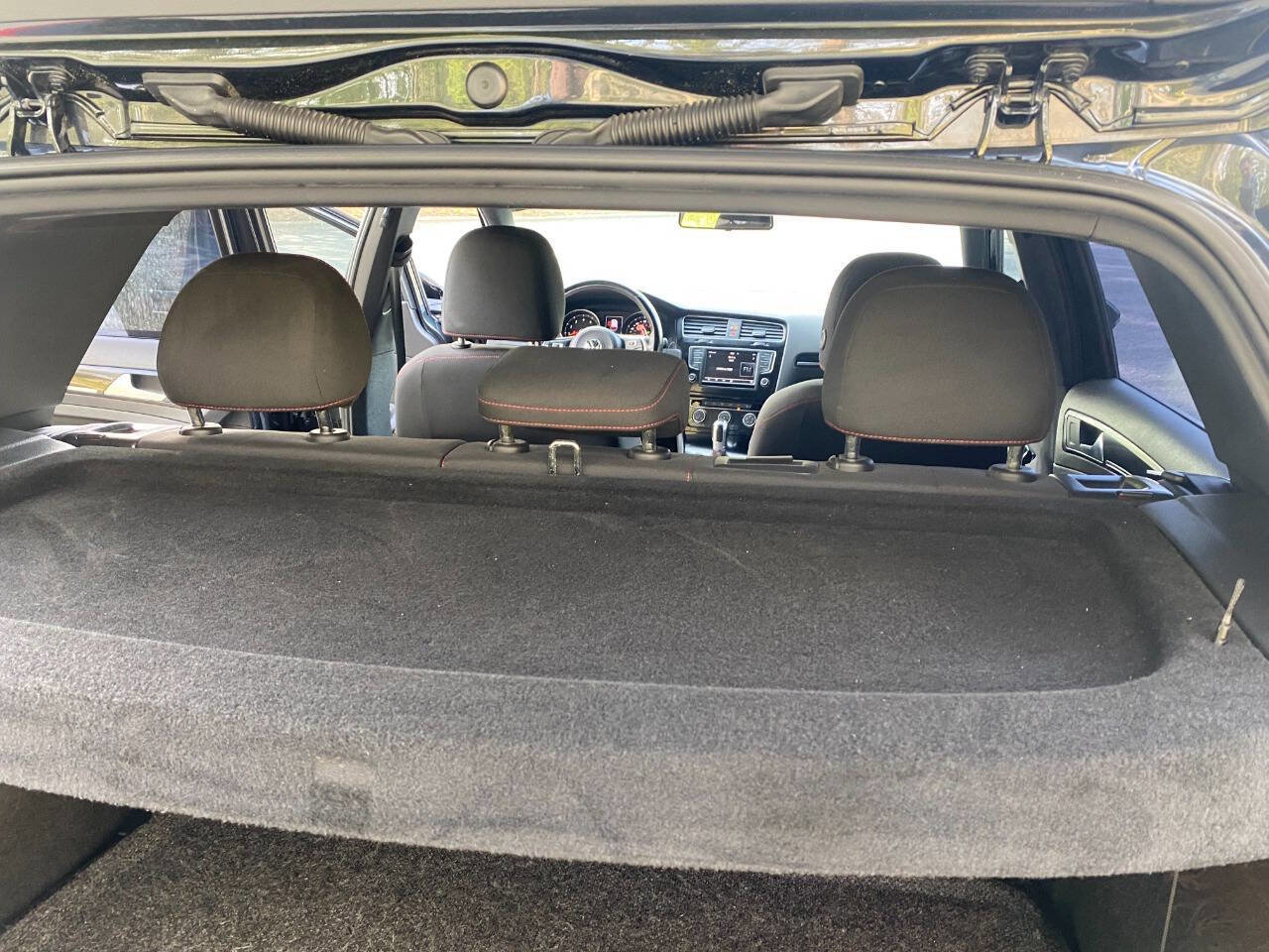 Used 2017 Volkswagen GTI Sport image 45