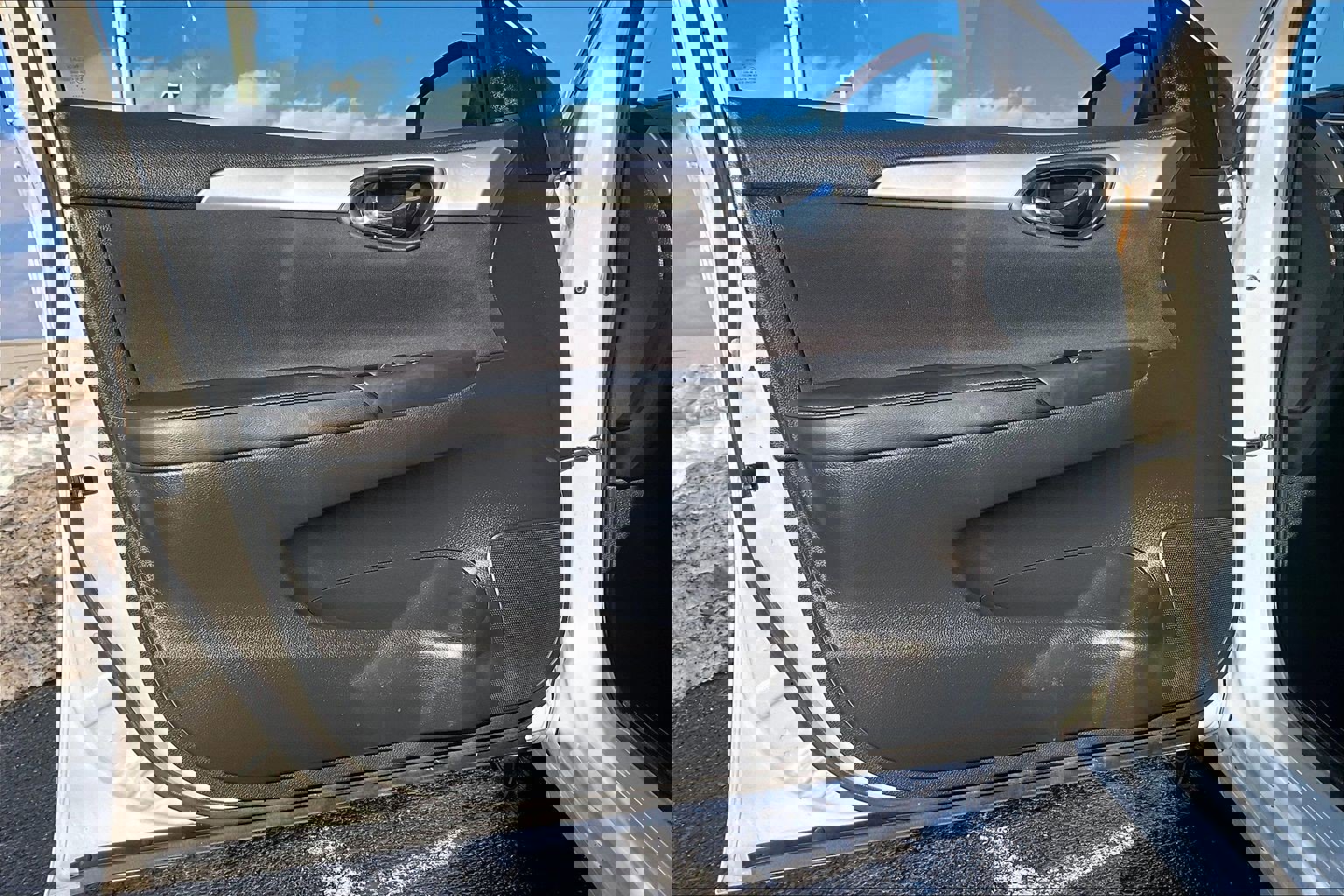 Used 2018 Nissan Sentra S w/ S Midnight Style Package image 20