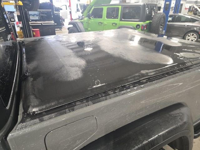 Used 2020 Jeep Gladiator Rubicon image 12