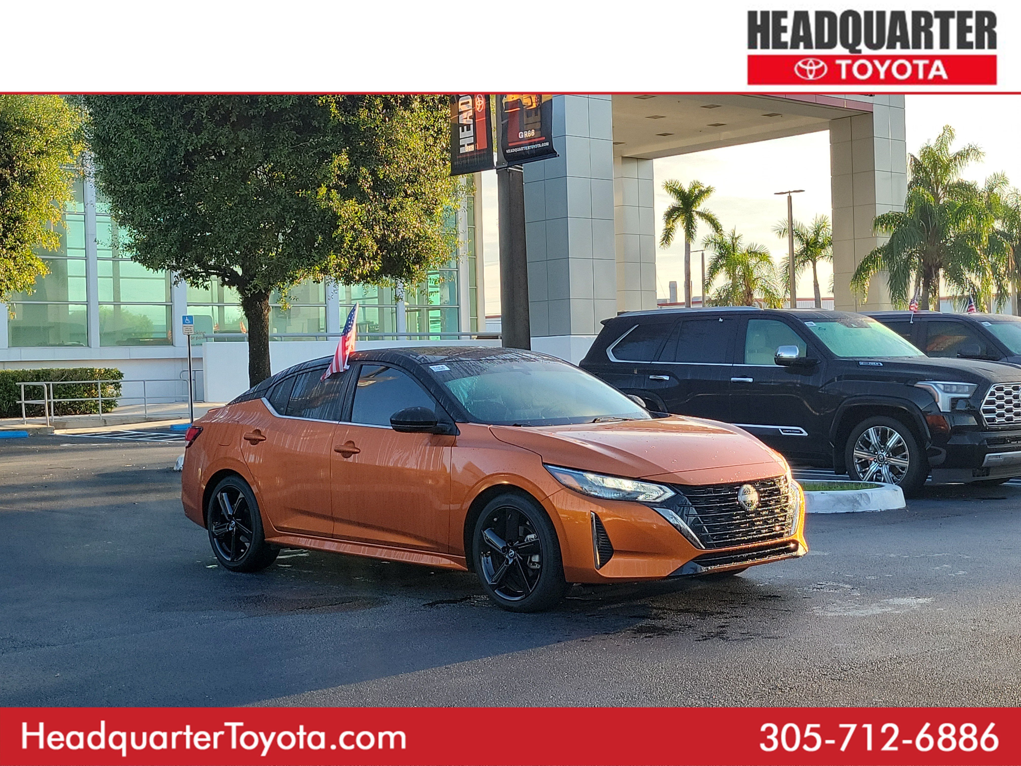 Used 2024 Nissan Sentra SR FWD image 1