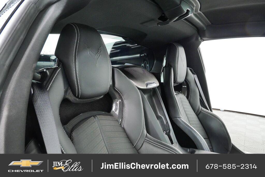 Used 2024 Chevrolet Corvette Stingray Preferred Cpe w/ Z51 Performance Package RWD image 19