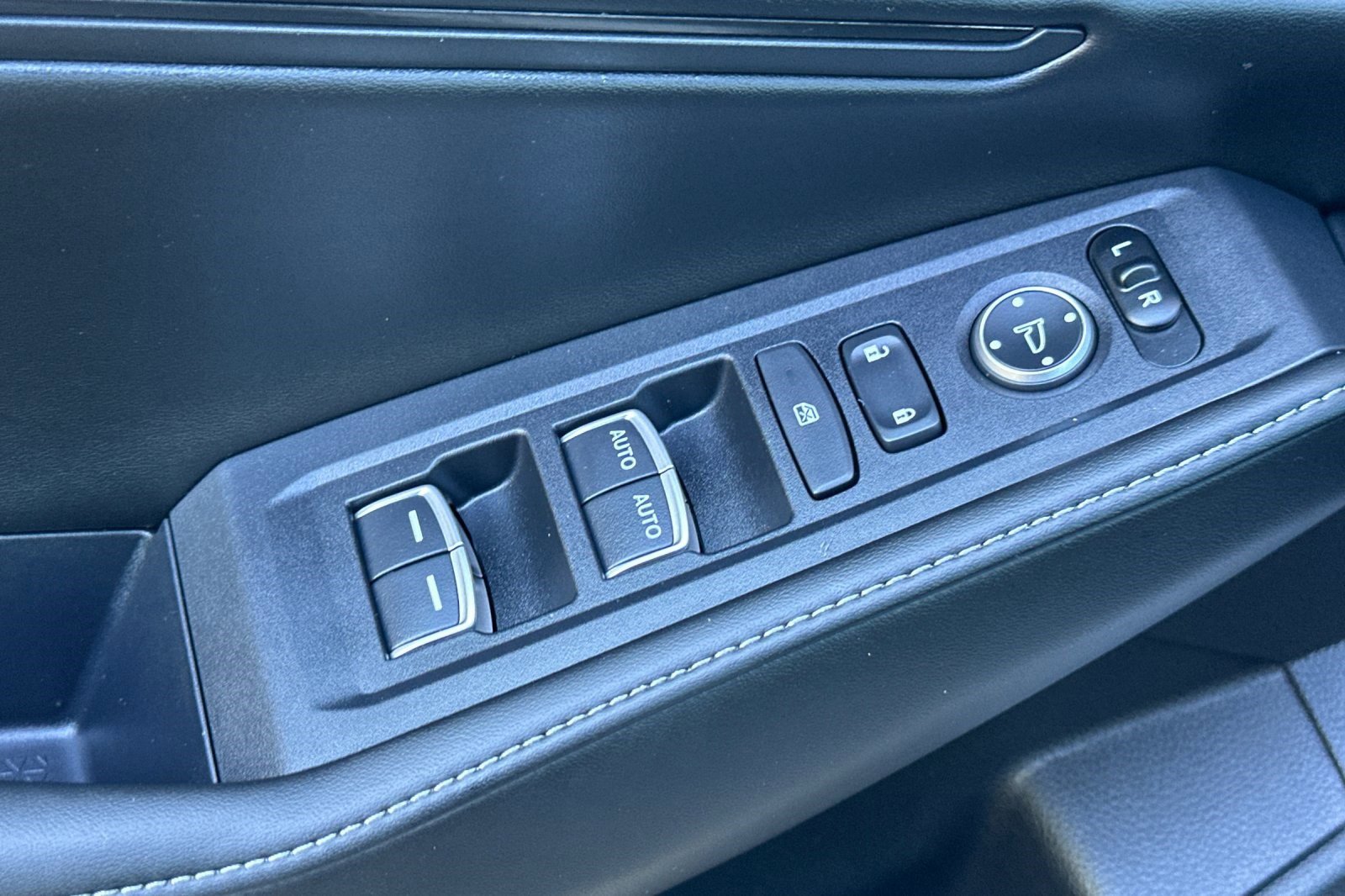 Used 2023 Honda Accord Sport image 13