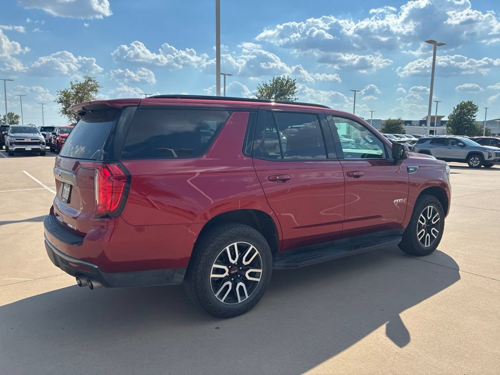 Used 2024 GMC Yukon AT4 w/ Technology Package AWD/4WD image 4