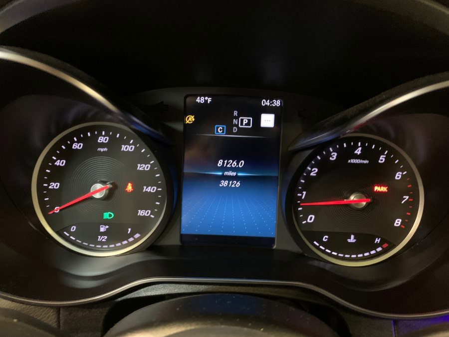 Used 2022 Mercedes-Benz GLC 300 4MATIC Coupe image 24