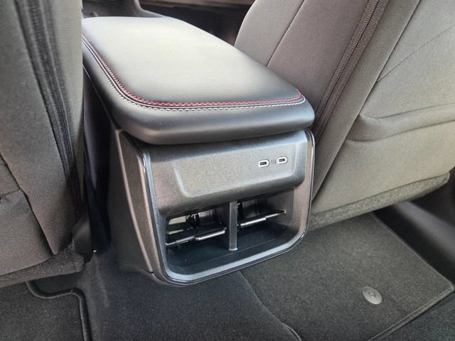 New 2026 Dodge Charger R/T w/ Blacktop Package AWD/4WD image 6