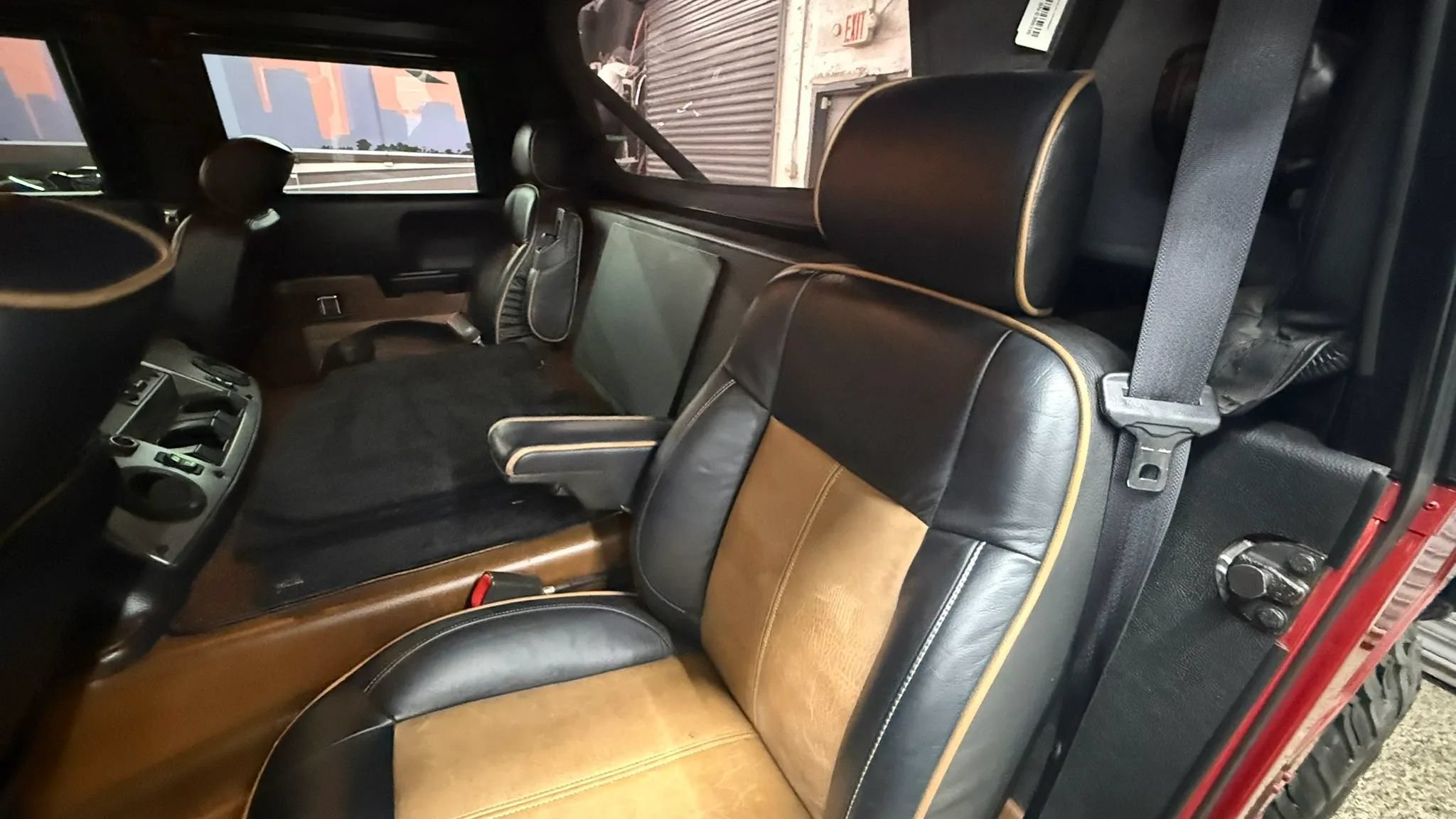 Used 2006 HUMMER H1 4-Door Open Top AWD/4WD image 12