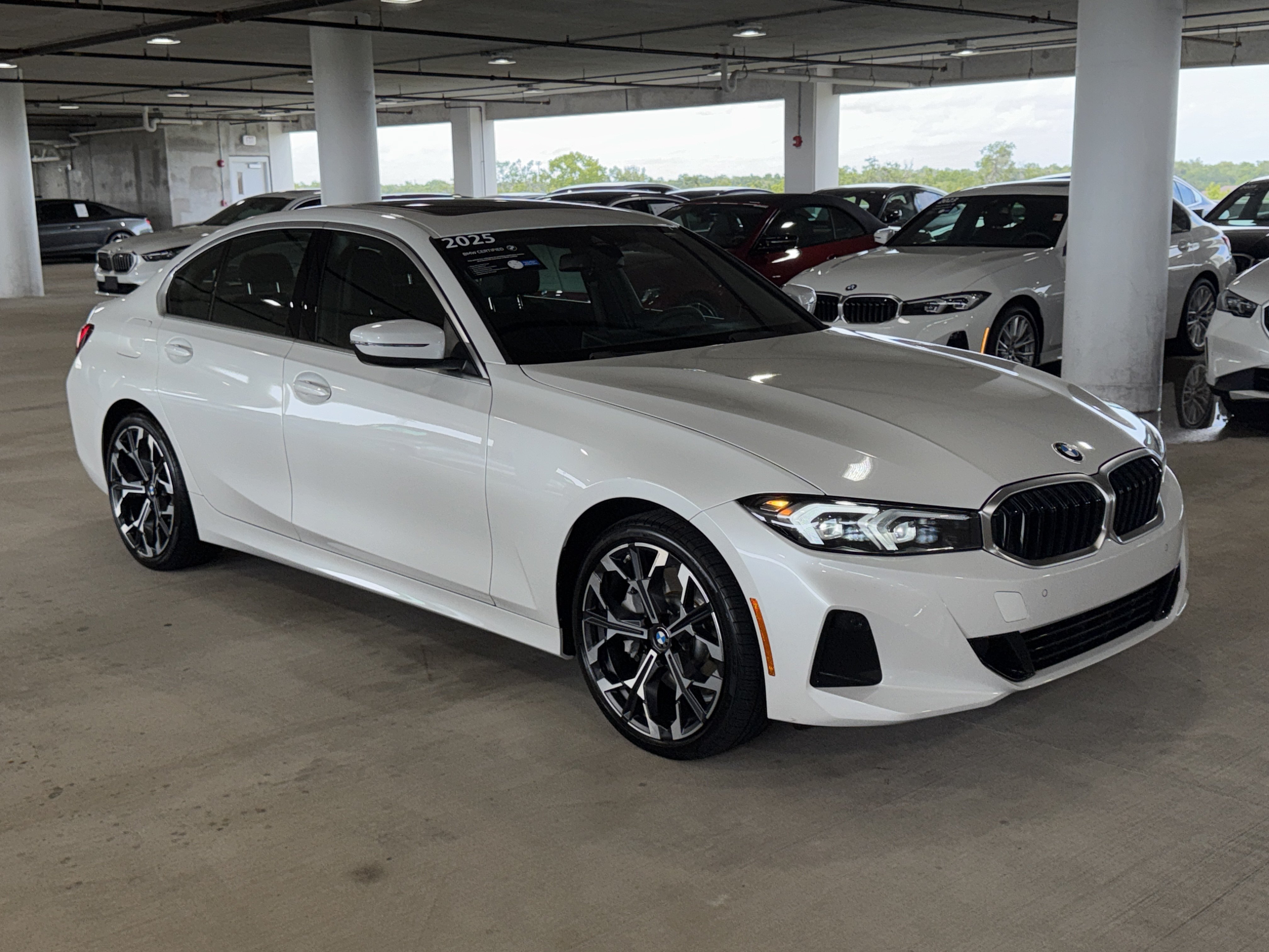 Used 2025 BMW 330i Sedan w/ Convenience Package RWD image 2