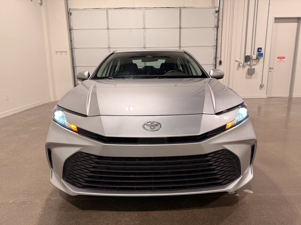Used 2025 Toyota Camry LE FWD image 2