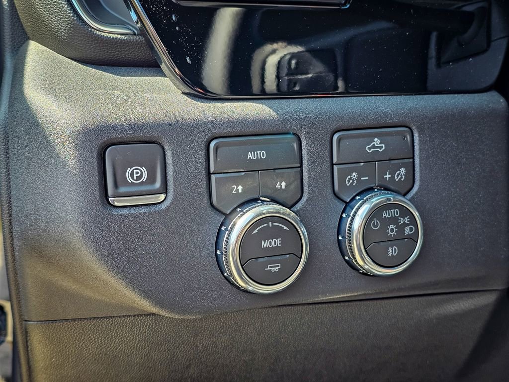 New 2026 GMC Sierra 1500 Elevation image 15