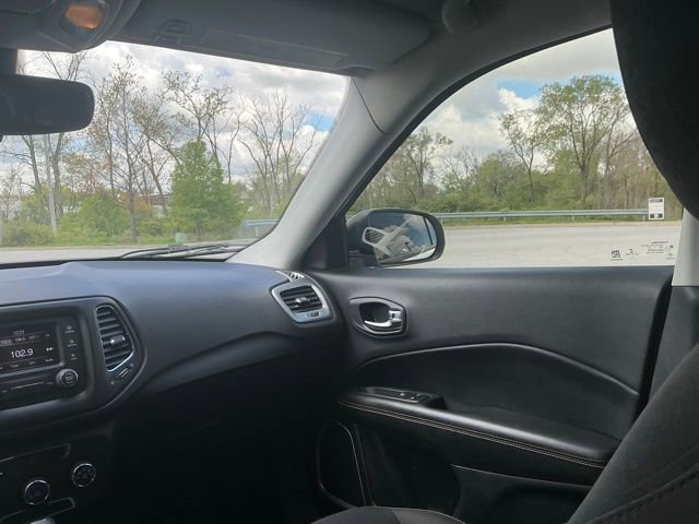 Used 2018 Jeep Compass Sport AWD/4WD image 28