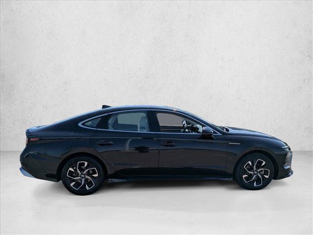 Used 2024 Hyundai Sonata SEL FWD image 4