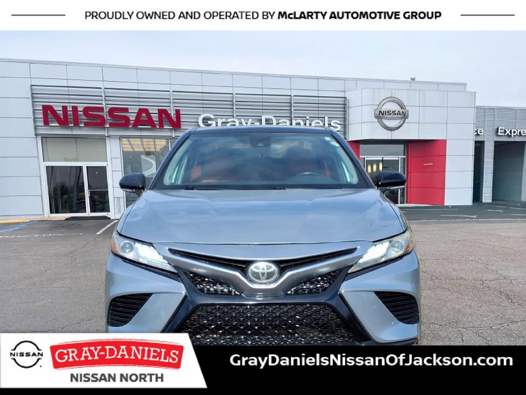 Used 2019 Toyota Camry XSE FWD image 2