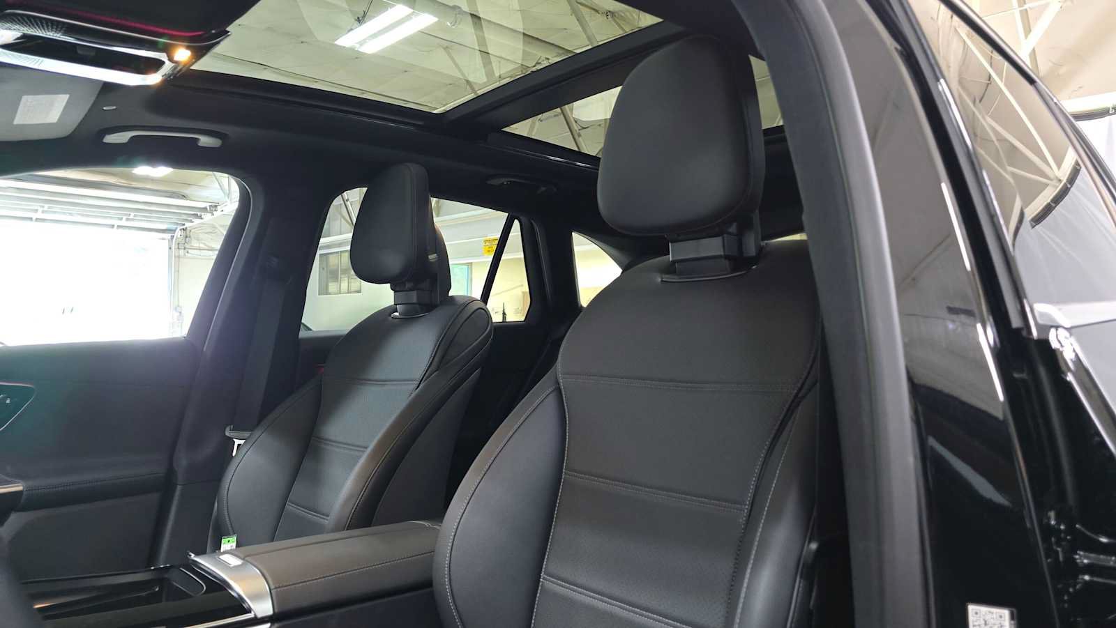 Certified 2026 Mercedes-Benz GLC 300 4MATIC image 21