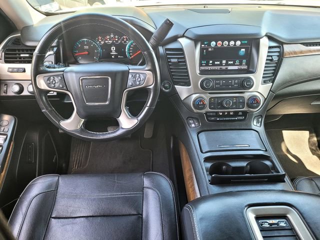 Used 2020 GMC Yukon XL Denali w/ Denali Ultimate Package AWD/4WD image 15