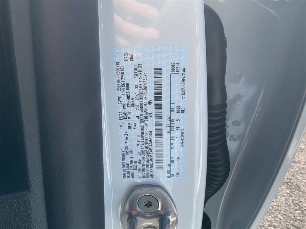 New 2025 Ford Escape ST-Line w/ Equipment Group 301A image 18