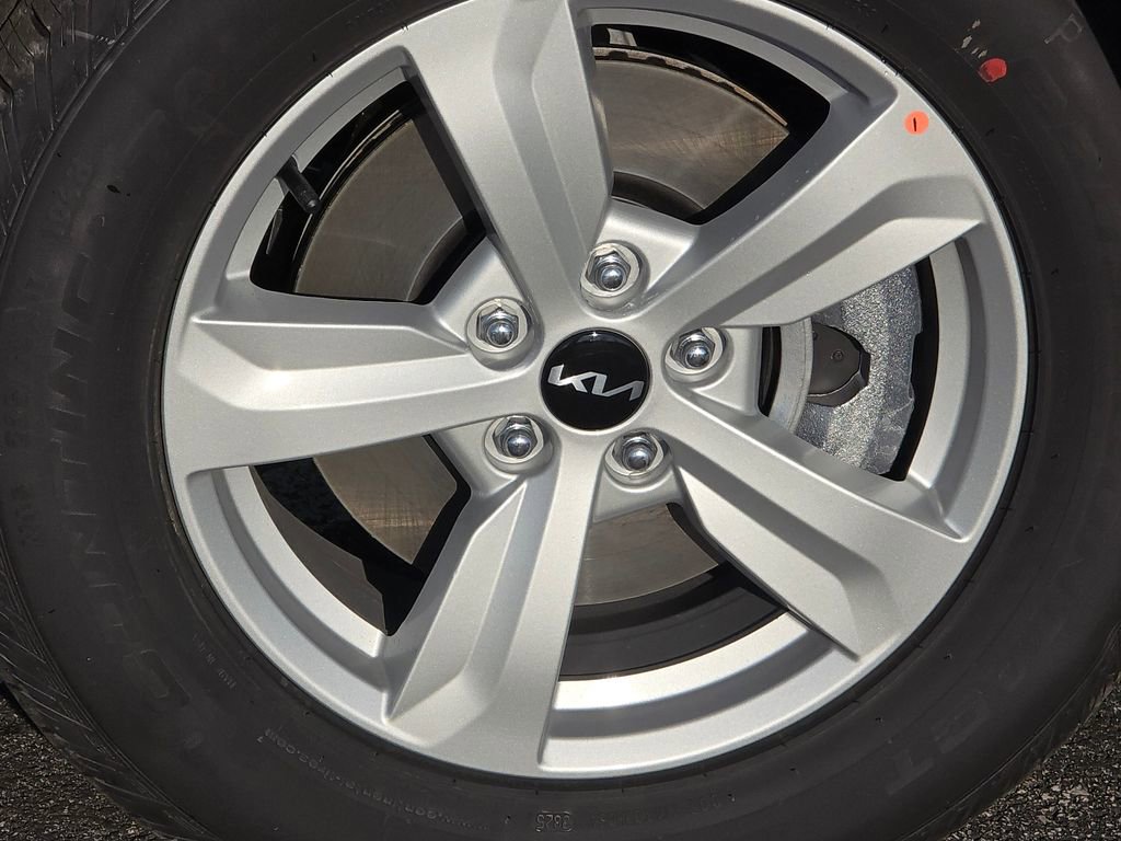 New 2026 Kia Sorento LX image 10