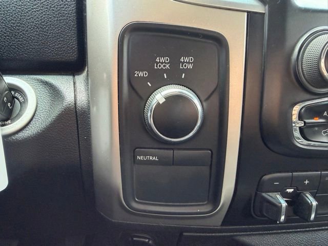 Used 2018 RAM 2500 Big Horn w/ Sport Appearance Group AWD/4WD image 17