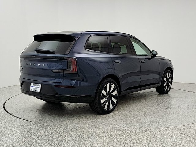 Certified 2025 Volvo EX90 Plus AWD/4WD image 5