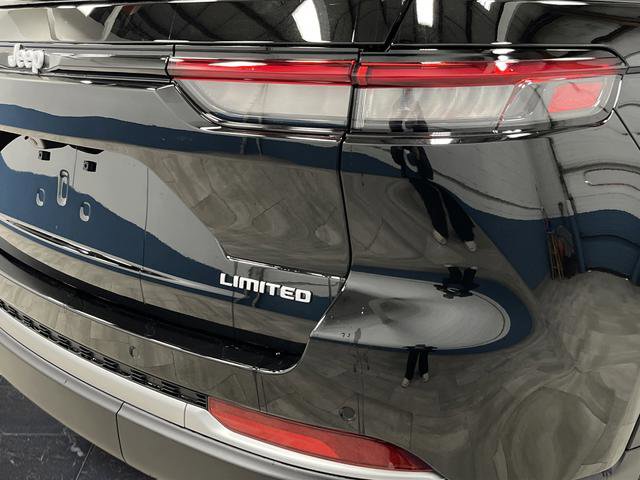 New 2026 Jeep Grand Cherokee Limited image 34